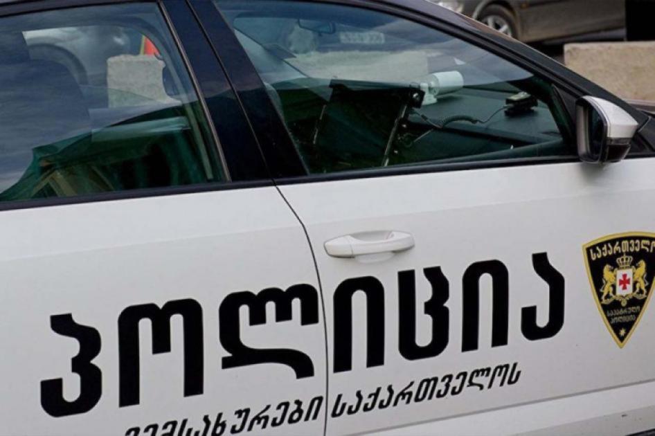 main-img