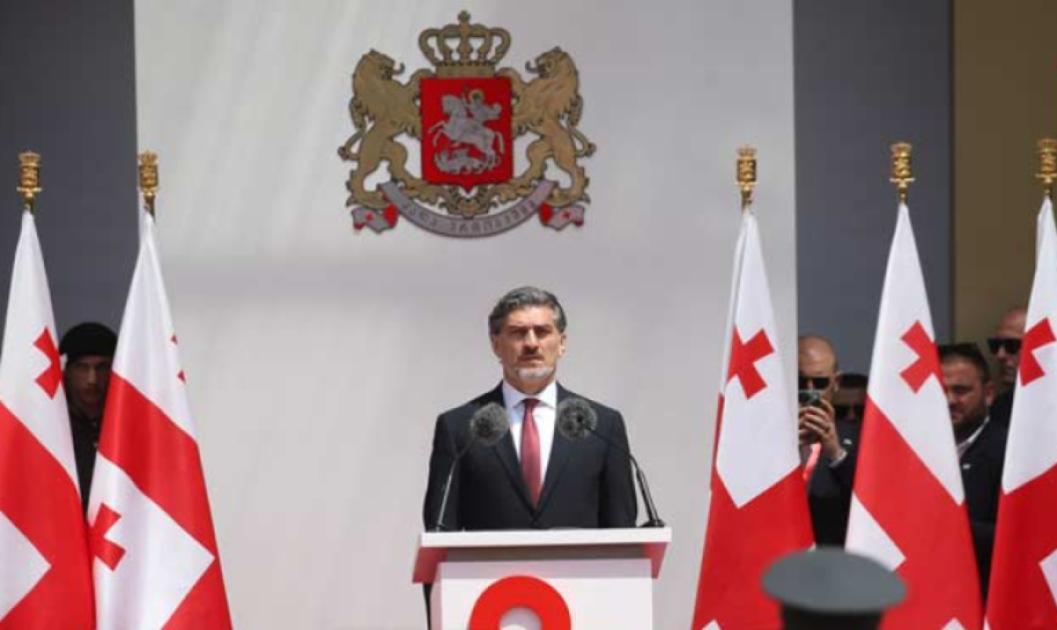 main-img