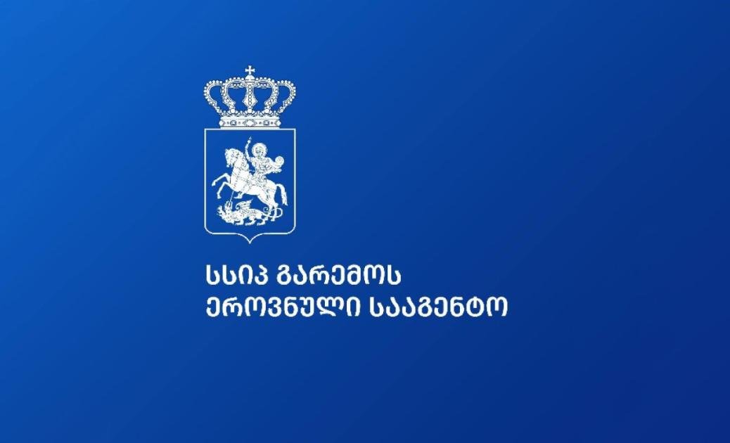 main-img