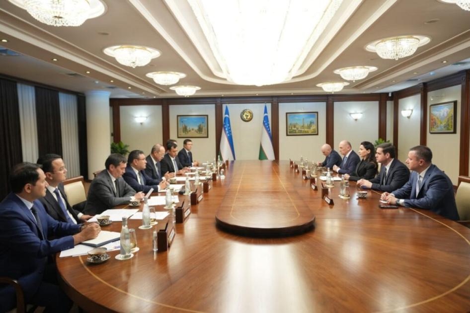 main-img