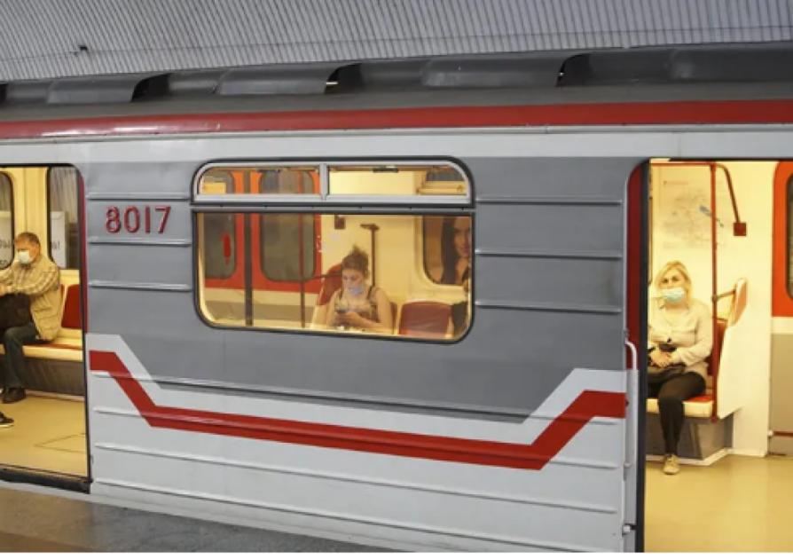 left-slider-image