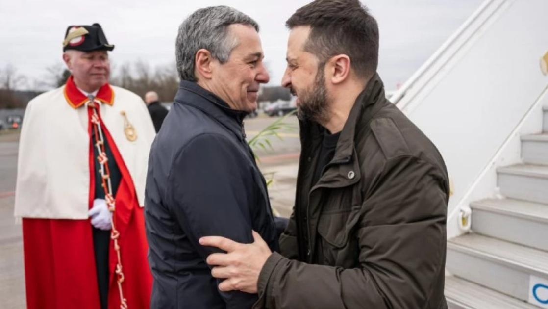 main-img