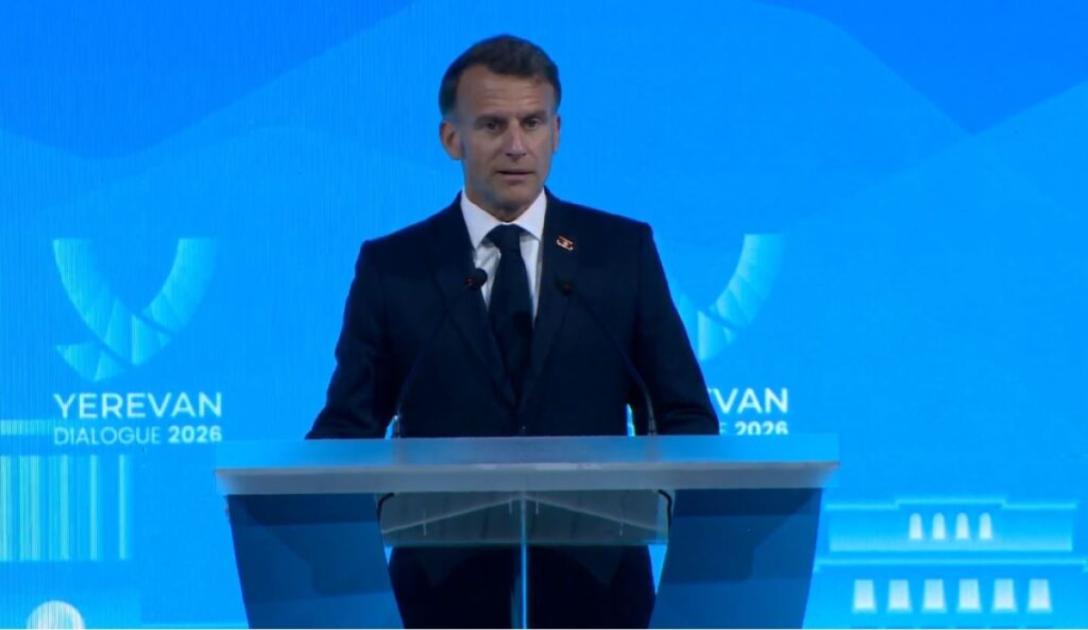 main-img