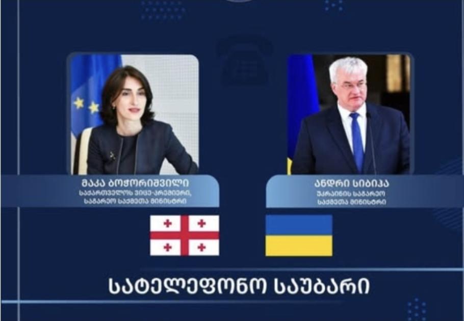left-slider-image
