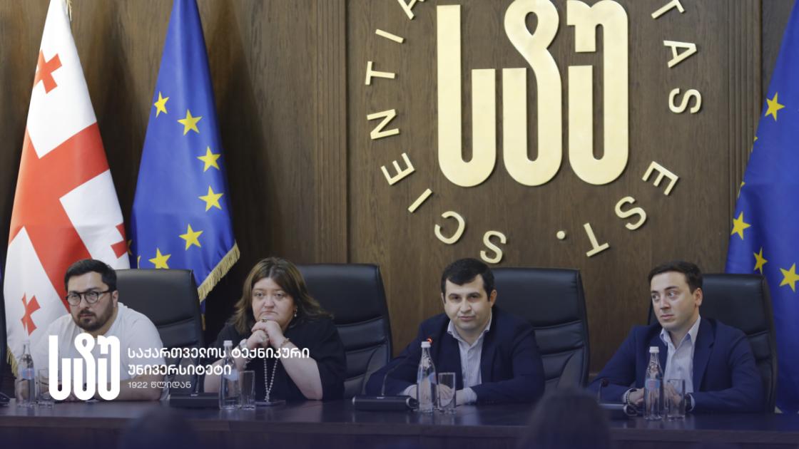main-img