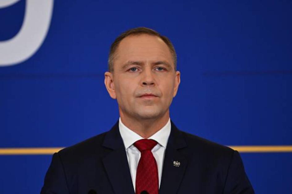 main-img