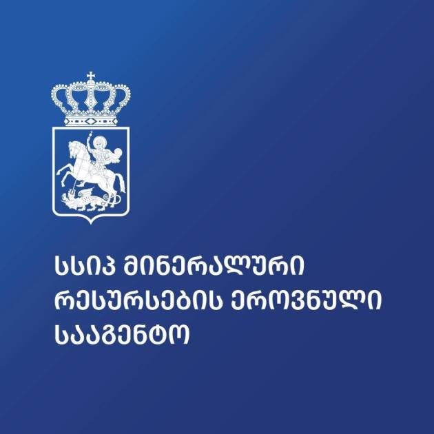 main-img