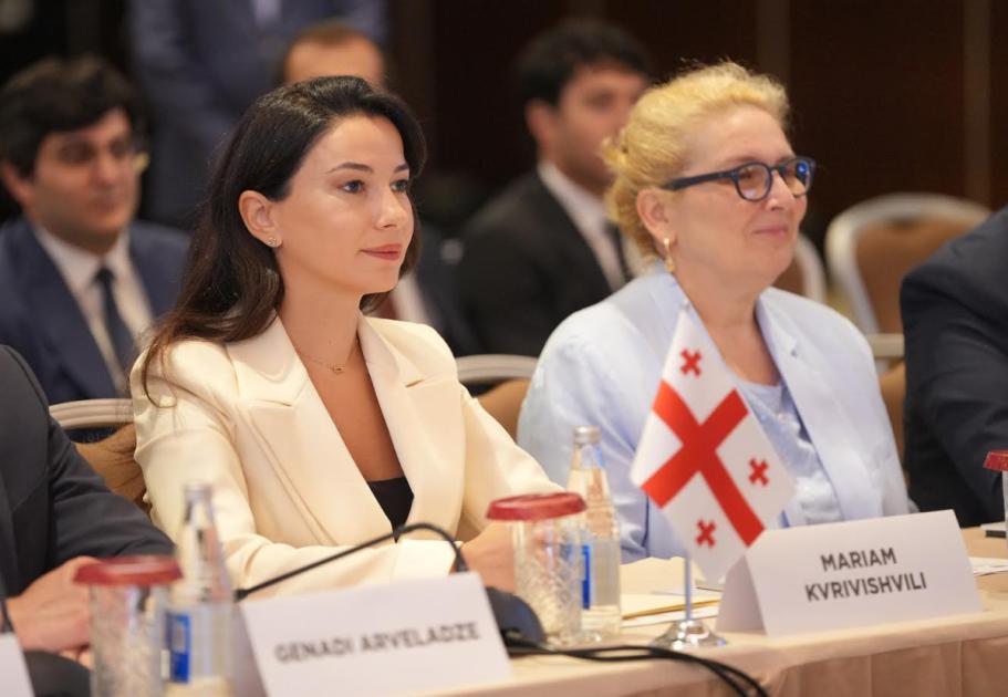 main-img