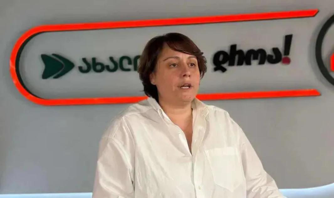 left-slider-image