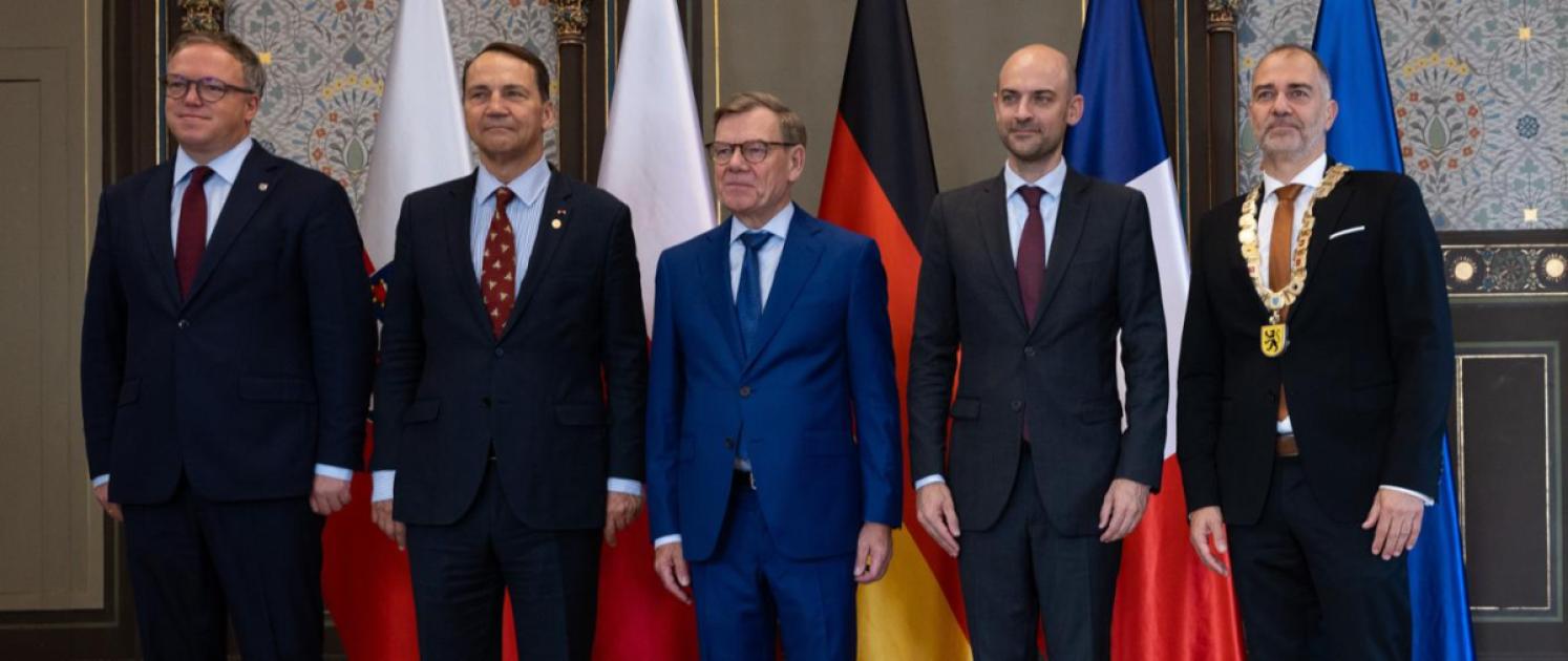 main-img