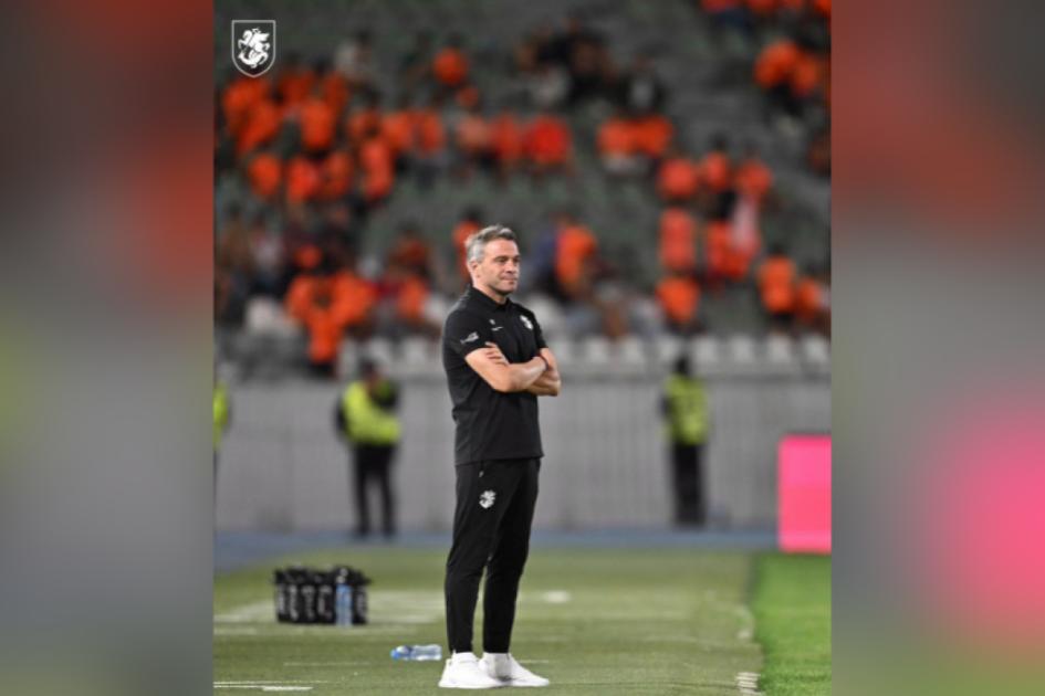 left-slider-image
