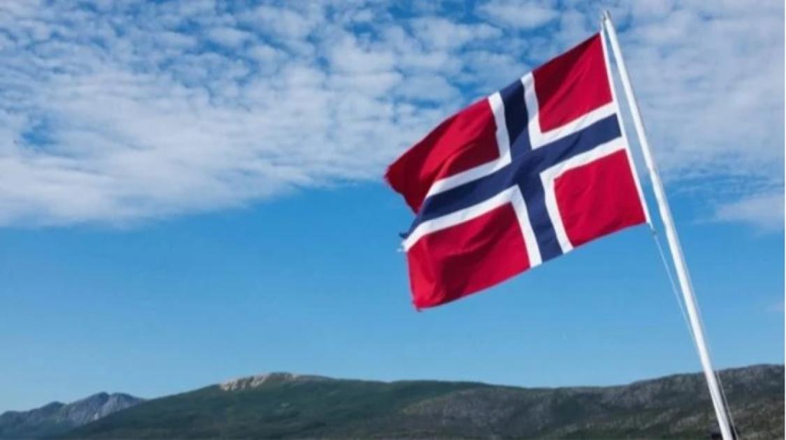 main-img
