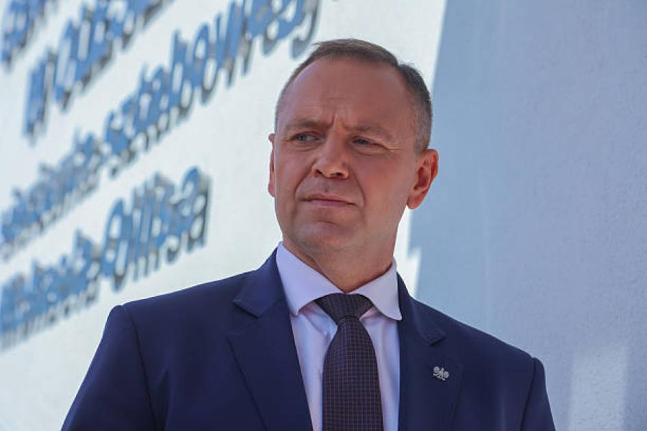 main-img