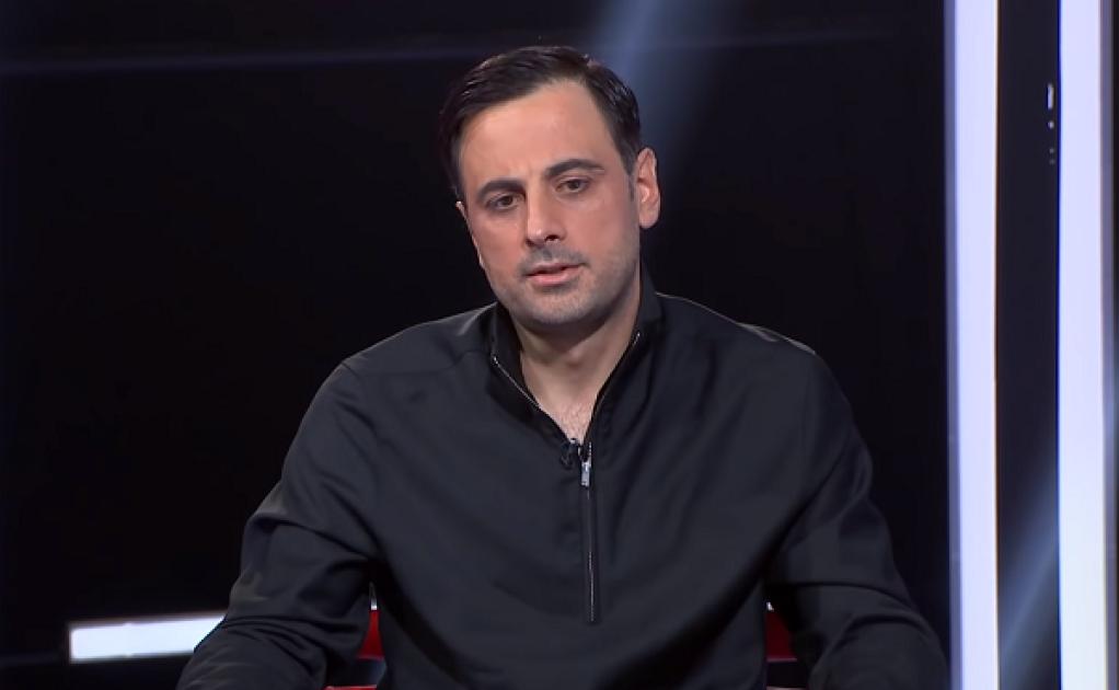 main-img