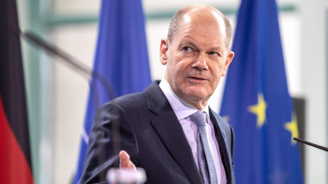 main-img