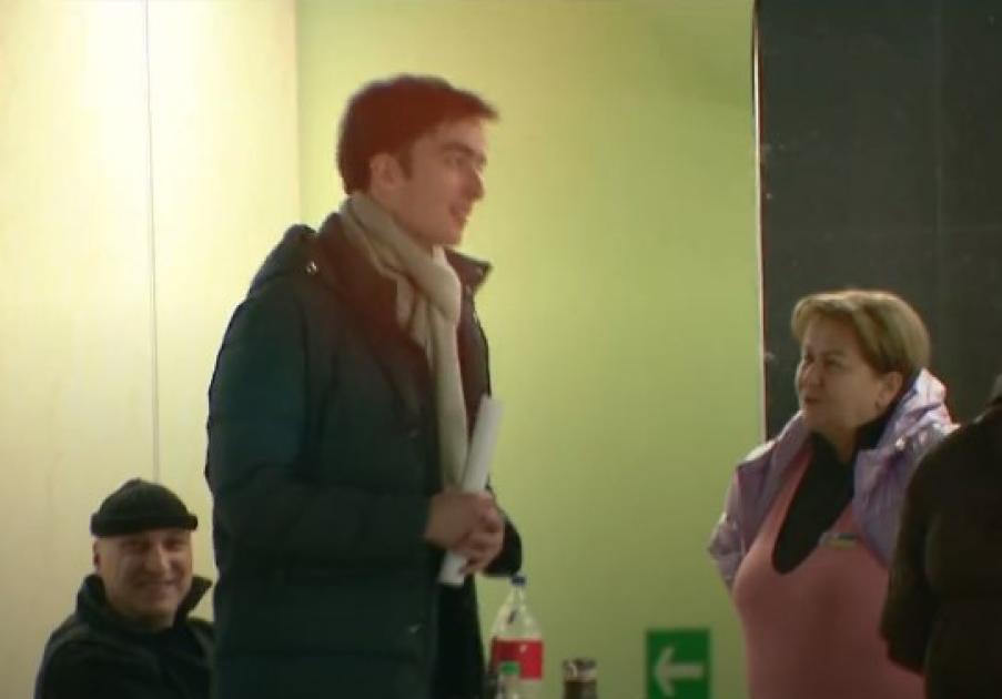 main-img