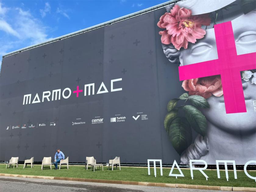 main-img
