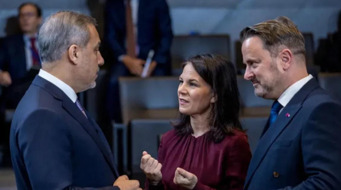 main-img