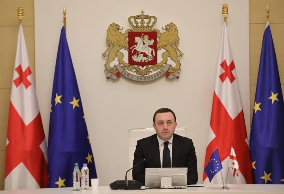 main-img